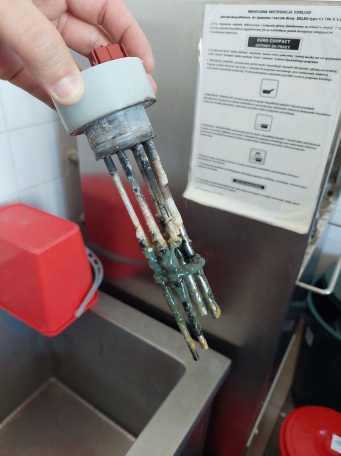 Grzałka do wody - nieodpowiedni płyn do maceratora