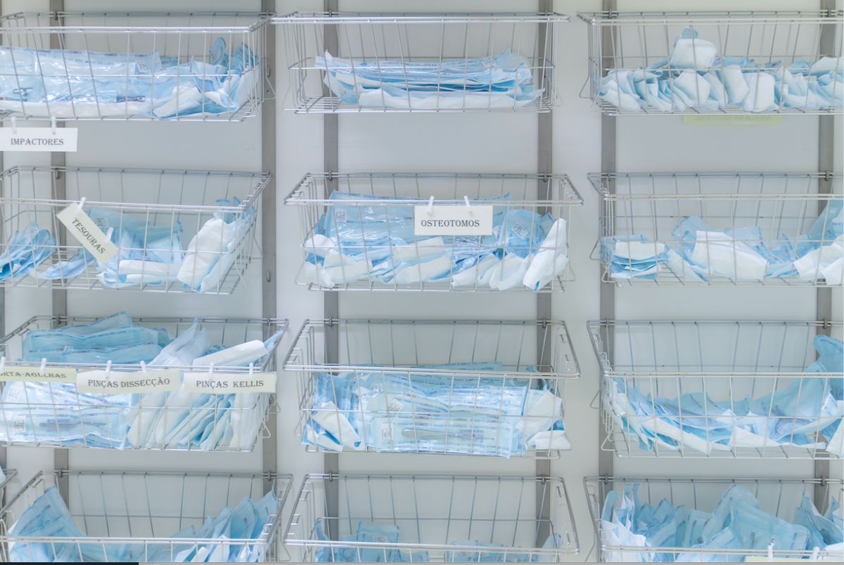 Przechowywanie narzędzi po wyjałowieniu